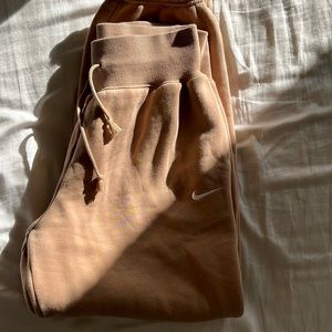 Nike varsity sweatpants